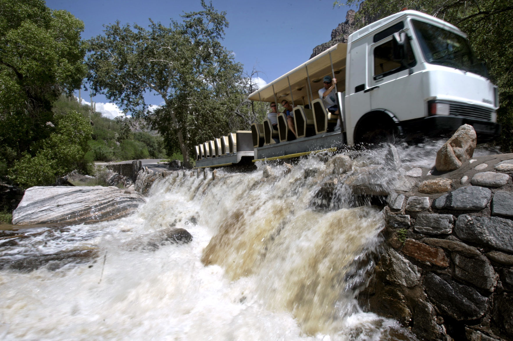 Sabino tram